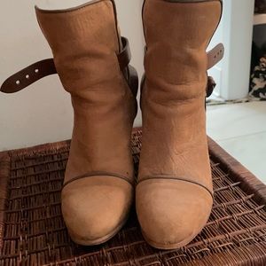 Totally rad RAG AND BONE suede booties